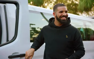DRAKE - "GOD'S PLAN" - (Photo: OVO/Young Money/Cash Money)&nbsp;