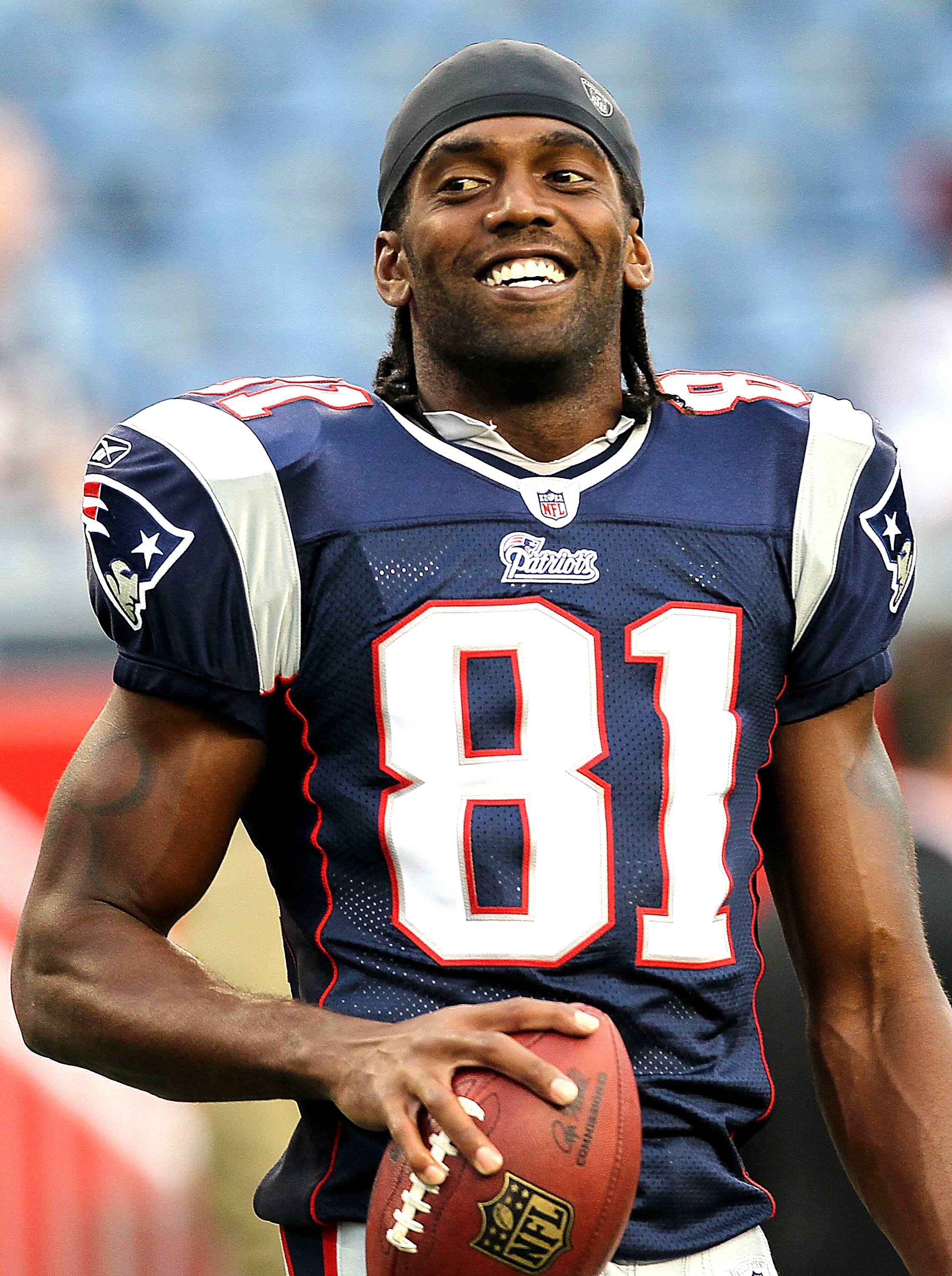 Randy Moss: February 13 - The NFL hero celebrates his 34th birthday. (Photo: Jim Rogash/Getty Images)