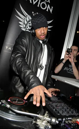 Back in the Game - Nick Cannon, who was recently released from the hospital due to mild kidney failure, is back to work. Here, Mariah's hubby and Bleu magazine cover man performs at Bar Basque on January 31 in New York City. (Photo: Ilya S. Savenok/Getty Images)