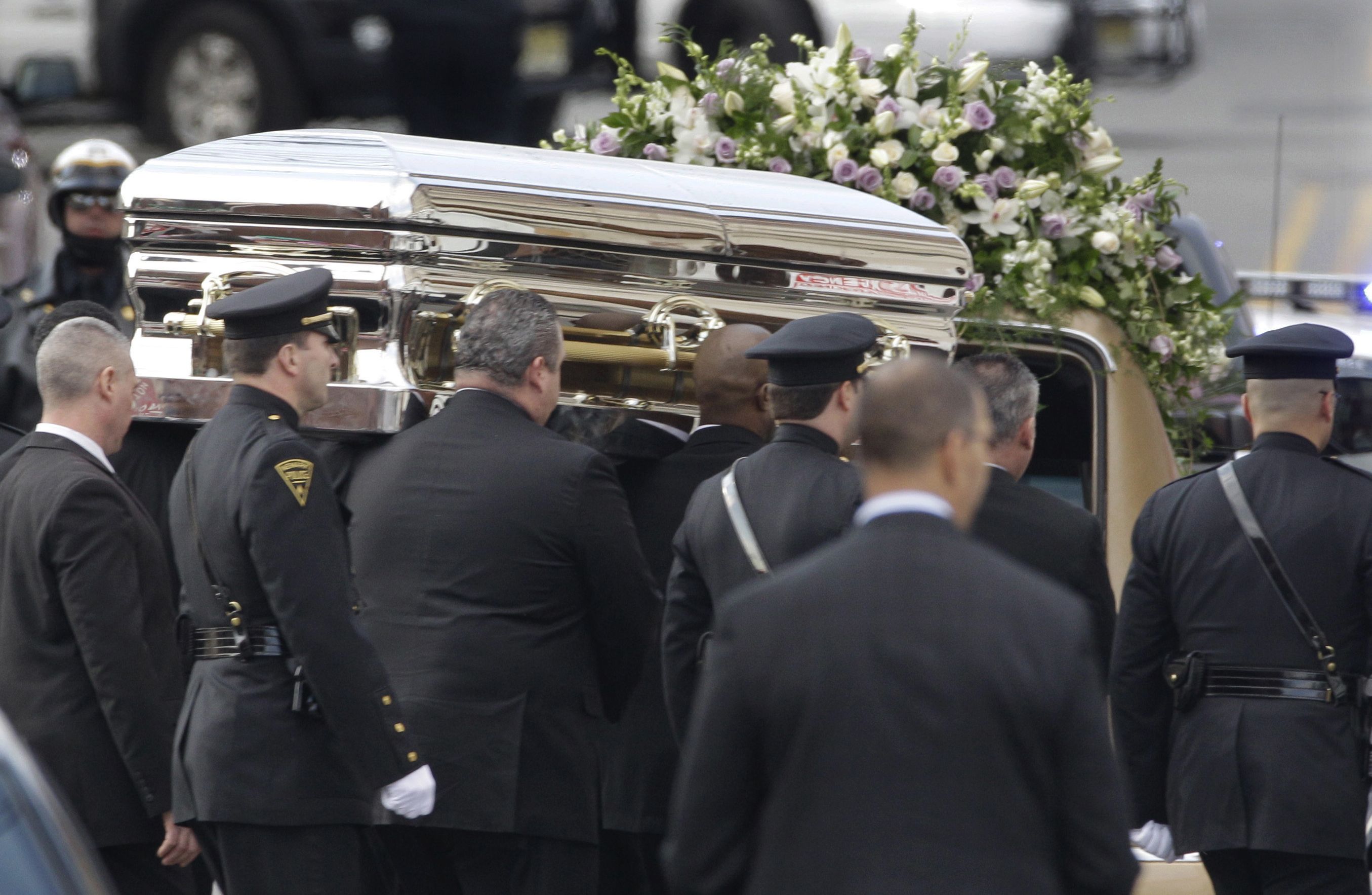 Whitney Houston Remembered at NJ Hometown Funeral - Grammy Award-winning singer Whitney Houston was laid to rest on Sunday, Feb. 19 and her funeral took place just one day prior. Big names including Jennifer Hudson, Alicia Keys, Bebe Winans, Stevie Wonder, Kevin Costner and more were in attendance to remember the star.&nbsp;(Photo: Associated PressAP)