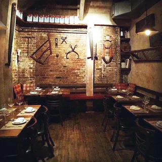 Aurora&nbsp;(July 2) - One of the 17-year old’s first stops was this Soho eatery. Mmmm... Come here to get delectable Italian dishes smothered in mozzarella cheese.  (Photo: Aurora Soho via Instagram)