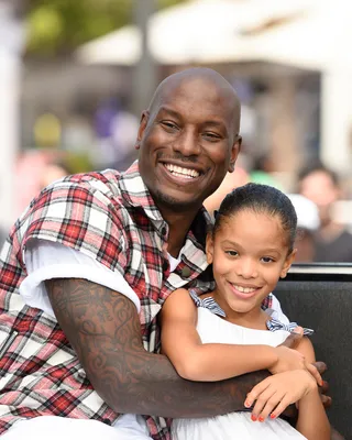 Quality Time - Tyrese Gibson bring his daughter Shayla with him on the set of Extra at Universal Studios Hollywood in Universal City.(Photo: Noel Vasquez/Getty Images)