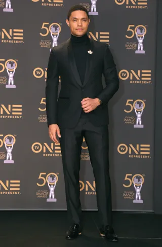 Trevor Noah in Salvatore Ferragamo - (Photo: Liliane Lathan/Getty Images for NAACP)