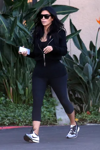 On The Move - Kim Kardashian heads to the gym with her sister&nbsp;Khloe&nbsp;after leaving her office in Woodland Hills. (Photo: Juan Sharma/Bruja, &nbsp;PacificCoastNews)