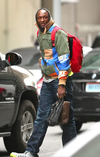 Better Days - A healthy looking&nbsp;Lamar Odom is spotted getting out of an SUV in his native New York City over the weekend.&nbsp;(Photo: Splash News)