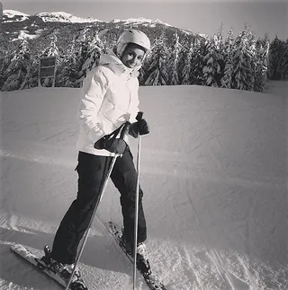 Alicia Keys @aliciakeys - Alicia Keys hits the slopes.&nbsp;Who says you can't go outside for a workout in icy temps?   (Photo: Alicia Keys via Instagram)