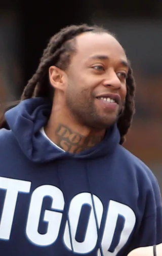 The Sun Down Under - Ty Dolla $ign is all smiles arriving at Perth International Airport in Western Australia just before his concert with rapper YG.(Photo: Splash News)