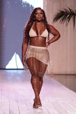 072022-style-reginae-carter.jpg