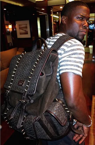 Showing Off a New Backpack - The flyness is undeniable.  (Photo: Kevin Hart via Instagram)
