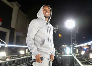 Pump Up the Volume - Recording artist Kendrick Lamar performs at the #GETPUMPED live event during the Reebok and Kendrick Lamar Take Over the Streets of Hollywood: Fusing Fitness and Music With a Ground-Breaking Event in West Hollywood.(Photo: Chris Weeks/Getty Images for Reebok)