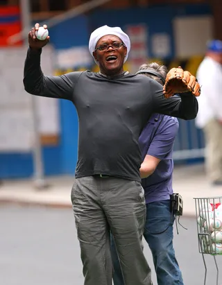 Funny Business - Sam Jackson plays baseball in the streets of NYC with David Letterman while making a guest apperance on the Late Show on June 13.(Photo: CWNY/Fame Pictures)&nbsp;