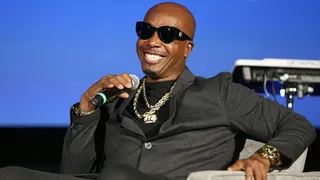 110923-celebs-mc-hammer.jpg