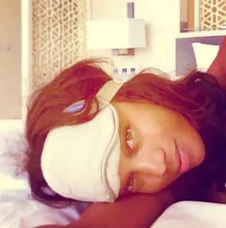 Tyra Banks @tyrabanks - Tyra has always been about spreading the positive message of staying true to yourself. This time she took a cue from&nbsp;Beyoncé and decided to wake up like this—au naturel.(Photo: Instagram via Tyra Banks)