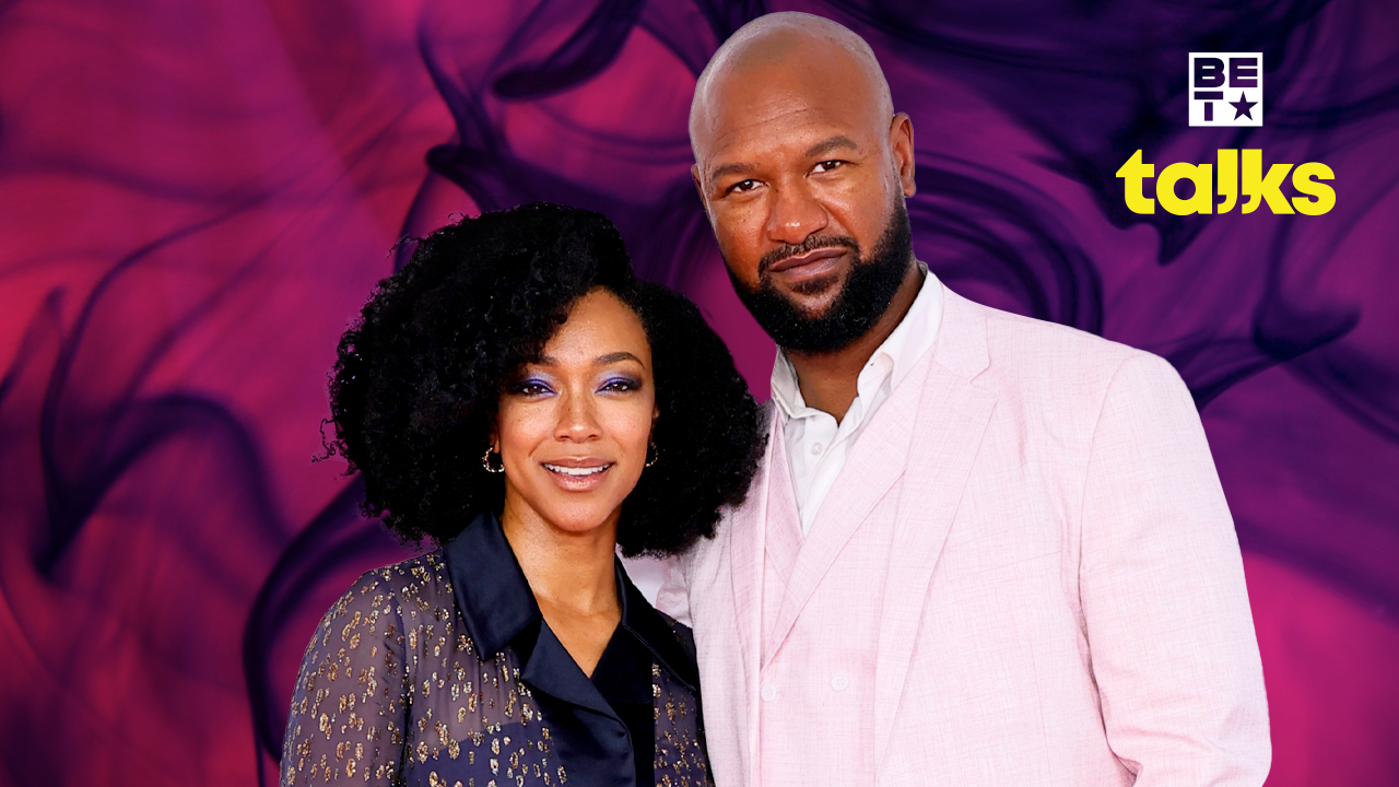 Душта мастурбация жасаған соң кеуделі әйел күйеуіне барған.