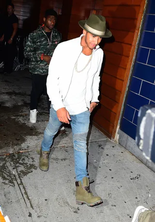 Secret Lover? - Rihanna was spotted leaving 1 OAK Nightclub in NYC seconds after Formula 1 Racing champion&nbsp;Lewis Hamilton. The rumored pair were just spotted in Barbados celebrating Crop Over festival and then traveled simultaneously to NYC.&nbsp;(Photo: 247PAPS.TV / Splash News)