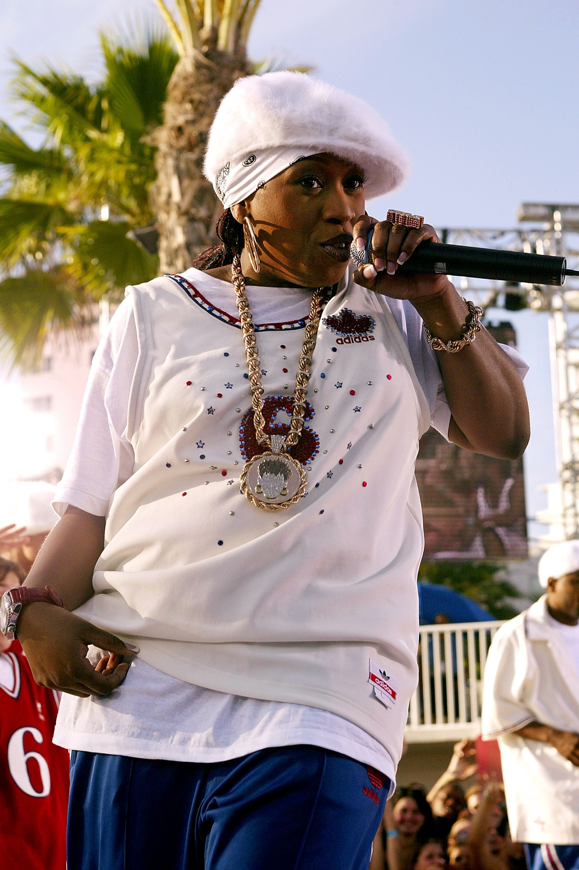 Comfortable in a Kangol - She's blinging out in the sun, but Missy has always been one that can get glam and keep it comfortable when she's in the appropriate venue, and this was one of those times. (Photo: Scott Gries/Getty Images)