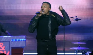 /content/dam/betcom/images/2013/06/Shows/106-and-Park-06-01-06-10/060413-shows-106-park-lecrae-11.jpg