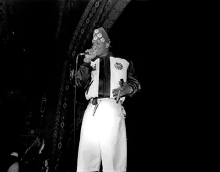 94174688RB_2LiveCrew009