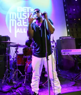 Something for the Honeys - Singer Bobby V keeps the ladies swooning as he performs his catalogue of hits in front of a packed house in the Big Apple.(Photo: Bennett Raglin/BET/Getty Images for BET)