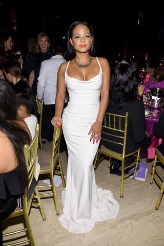 683340989EP00086_Gabrielle_