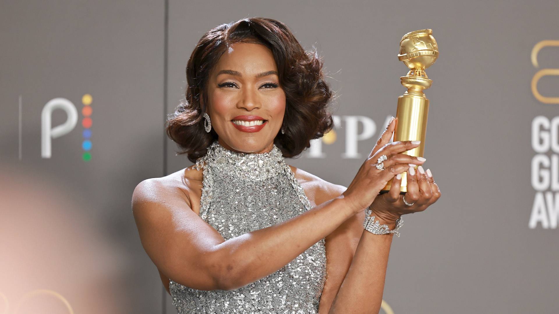 Angela Bassett