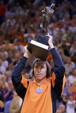 2004 - Steve Nash (Phoenix Suns)&nbsp;(Photo: Lisa Blumenfeld/Getty Images)