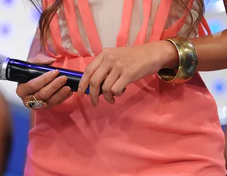 Rocsi's Bracelet - Rocsi wore a gold bangle.(Photo: Brad Barket/PictureGroup)