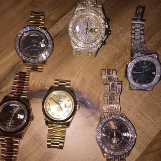 More Time That's Blinding - Meek Mill showed off his watch collection via Instagram. He sure loves his wristwear to be ice cold.(Photo: Meek Mill via Instagram)&nbsp;