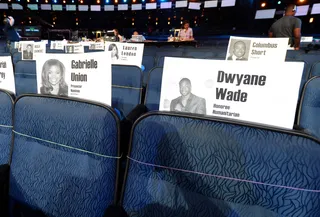 The Champion and Honoree - Cadillac Lifetime Achievement Award honoree Dwyane Wade will be seated next to longtime girlfriend Gabrielle Union and to the right of Kevin Hart. &nbsp;(Photo: Mark Davis/Getty Images for BET)