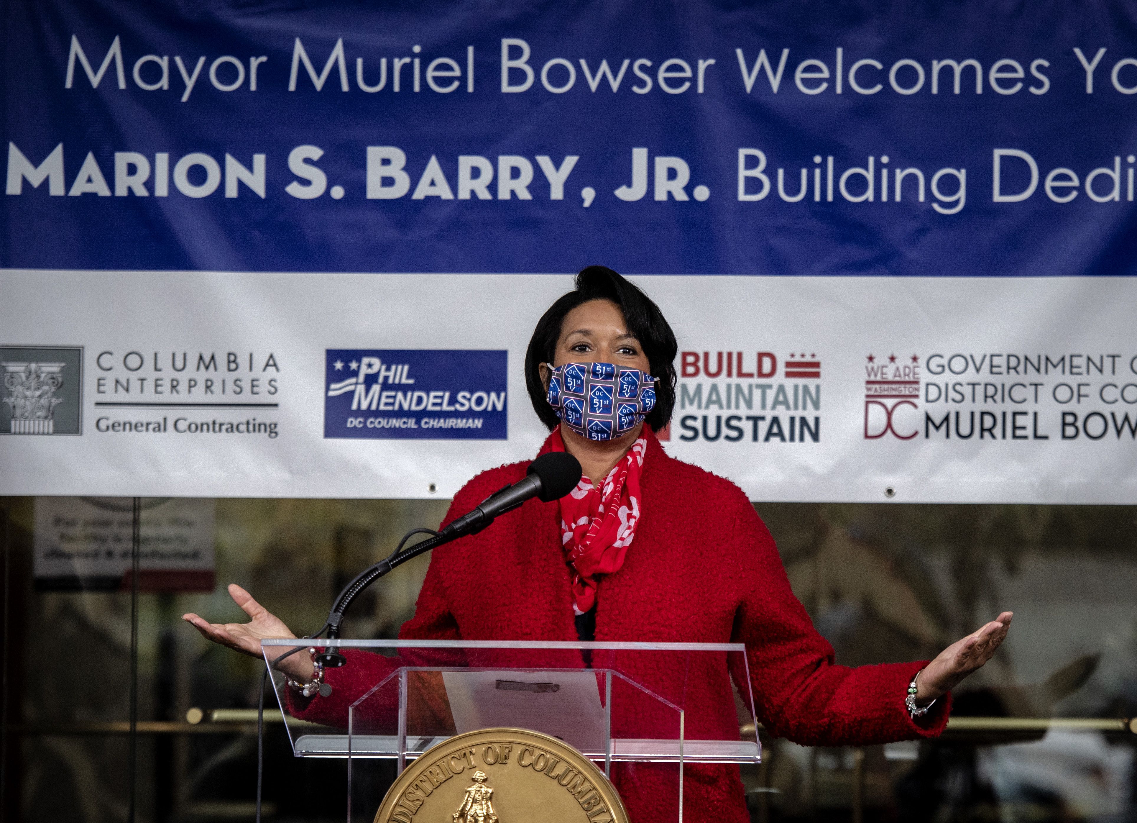 WASHINGTON, DC - November 12: 
Mayor Muriel Bowser oversees a ceremony to rename an office building after former Mayor Marion Barry in Washington, DC on November 12. 
(Photo by Bill O'Leary/The Washington Post via Getty Images)
