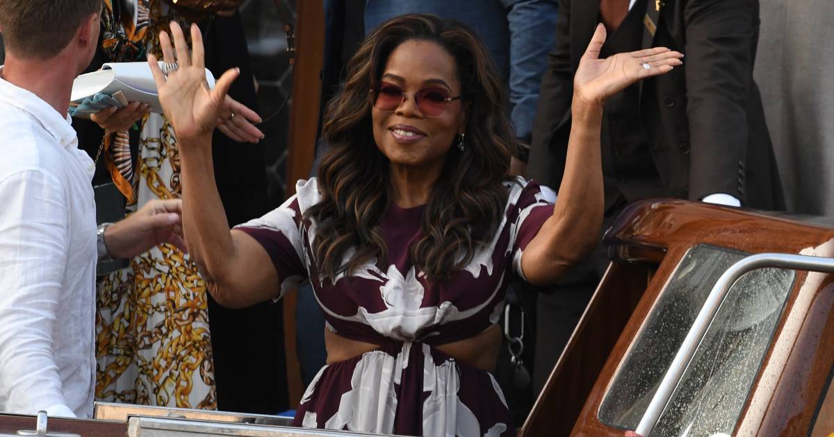 Oprah Opens Her Private Road in Maui to Aid Tsunami Evacuation After Oprah Opens Her Private Road in Maui to Aid Tsunami Evacuation After