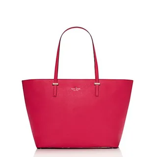 Bag Lady - Your fashion week tool kit starts with the perfect designer carryall. Cross-body and tote bags are on trend for the season — and they make it easier to carry the world with you as you go from show to show. We love the show-stopping Kate Spade Cedar Street Medium Harmony ($298).&nbsp; (Photo: Kate Spade)
