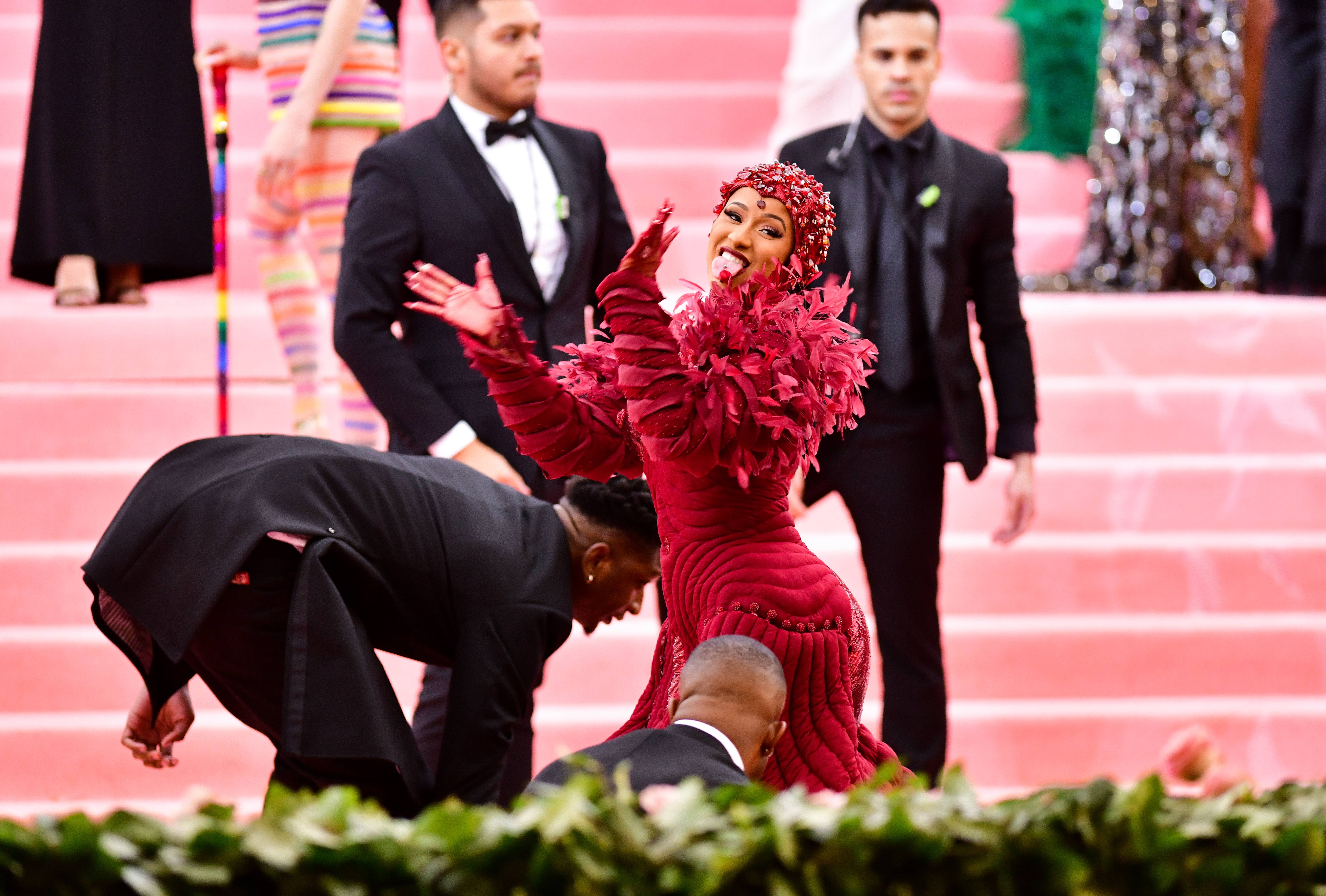 cardi b thom browne dress TULLE SCULPTURE 