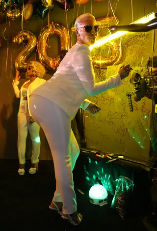 Amber Rose Sure Loves the Instacarpet - (Photo: Johnny Nunez / BET)