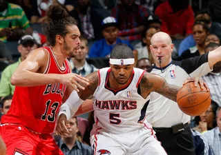 Josh Smith - Josh Smith of the Atlanta Hawks dons the headband like a warrior carries a shield before battle.&nbsp; (Photo: Kevin C. Cox/Getty Images)