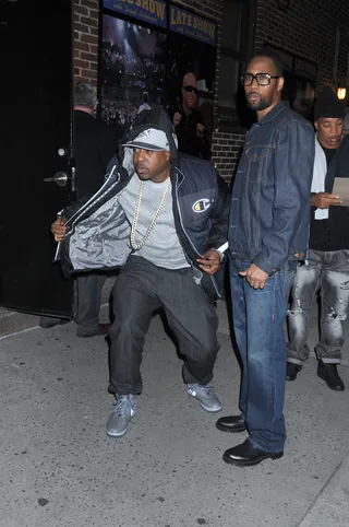 Forever Wu - RZA and 9th Prince of the Wu-Tang Clan&nbsp;flex outside the Late Show With David Letterman at Ed Sullivan Theater in New York City.(Photo: Splash News)