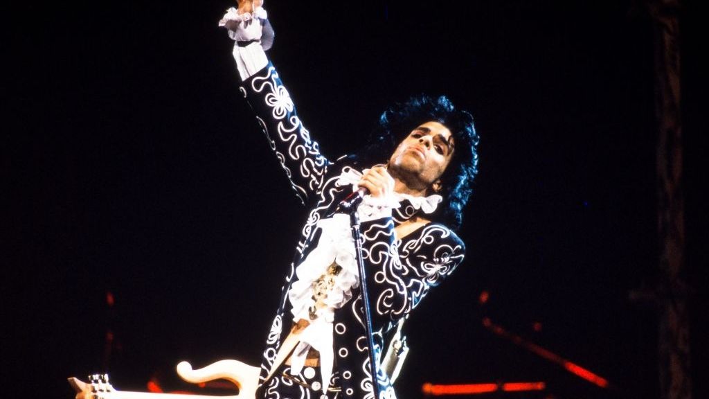 Prince plays his Sign O The Times concert at the Palais Omnisports in Paris on June 13, 1987 in Paris, France
