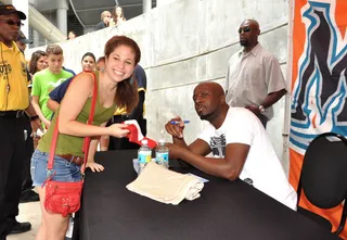 For the Love of the Fans - Baseball diehards got their music fix from special guest Wyclef Jean on &quot;Super Saturday&quot; at the Florida Marlins vs. Philadelphia Phillies game at Sun Life stadium in Miami. (Photo: Manny Hernandez/PictureGroup)