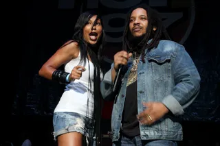 Guyana and Jamaica Unite! - Melanie Fiona joins Stephen Marley on stage to perform "No Cigarette Smoking (In My Room)."(Photo: Walik Goshorn/BET Digital)