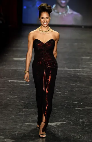 603603965IZ00112_The_Americ