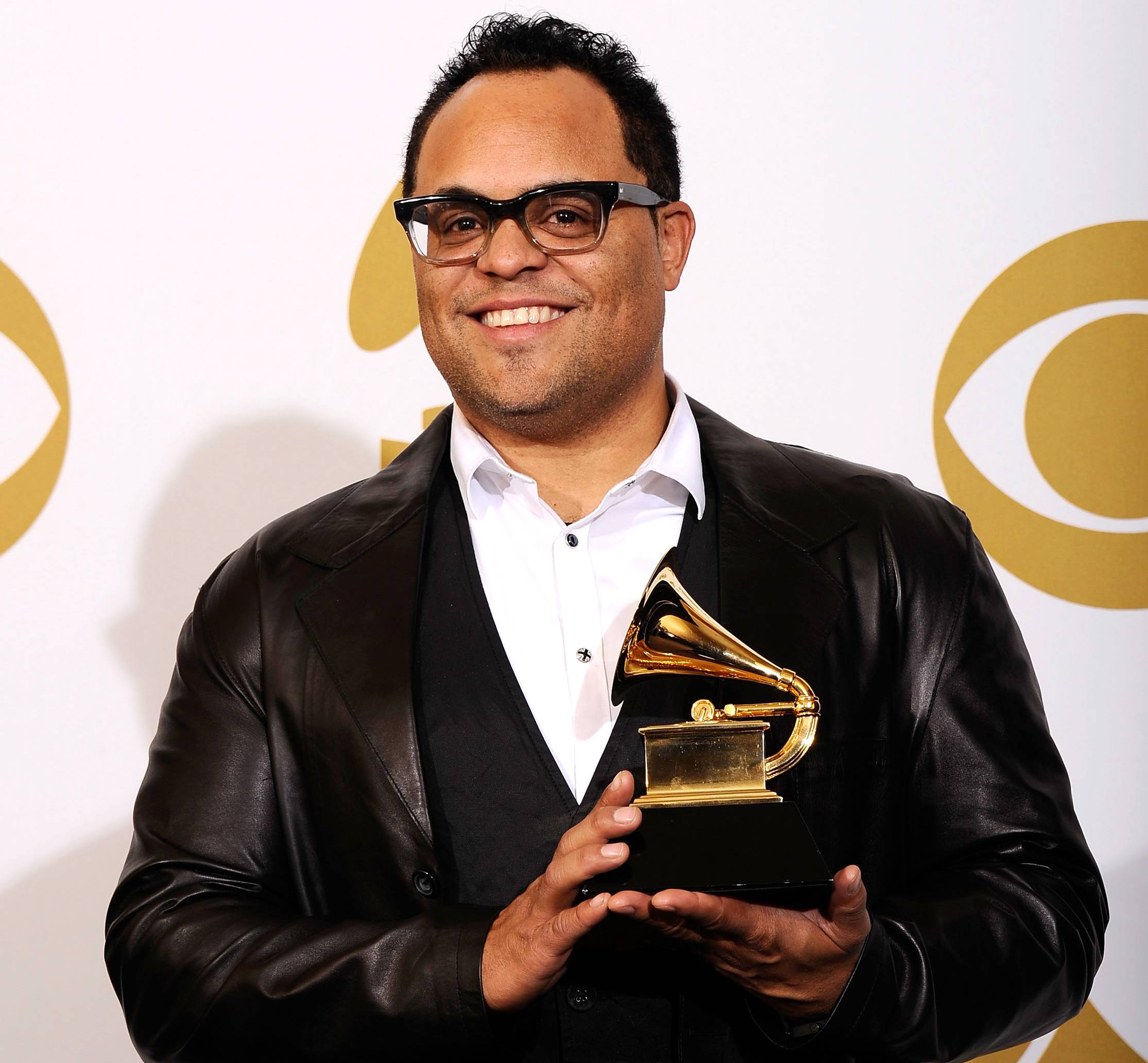 Radical to Real - Israel Houghton began his career singing with Fred Hammond's choir Radical For Christ in the '90s before launching a solo career. (Photo: Kevork Djansezian/Getty Images)