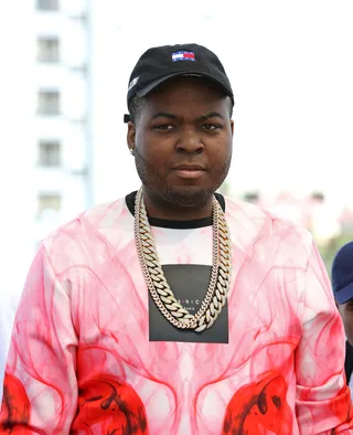 Sean Kingston wants you to know he’s not broke: - “I don’t know what they talking about man. I just left the bank.”(Photo: Gabe Ginsberg/Getty Images)