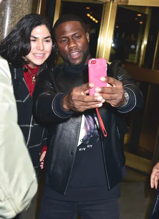 Let Me Take a Selfie - Kevin Hart took some time to stop for a selfie with a fan outside of The Tonight Show studio.(Photo: Darla Khazei, PacificCoastNews)