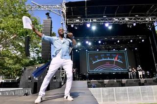 It's Terry Time - Terry Crews gets himself hyped at a rehearsal for Pitbull's New Year's Revolution party in Miami.&nbsp;(Photo: JLN Photography/WENN.com)