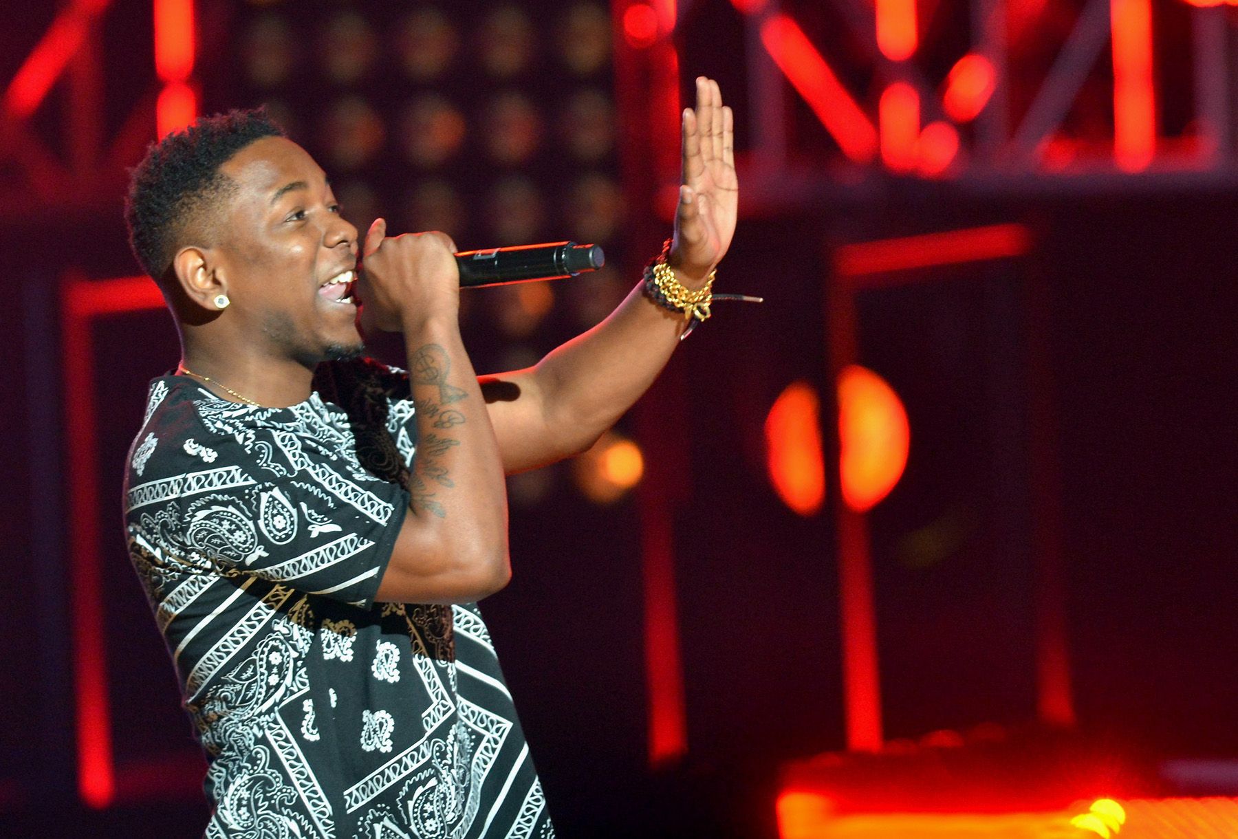 Allow K. Dot to Introduce Himself - Hip Hop Awards 2012 - Kendrick Lamar's introductory performance to hip hop goes over well as he let's everyone know that he's far from a civilian of the rap game, spitting bar after bar of his hits "The Recipe" and "Swimming Pools"(Photo: Rick Diamond/Getty Images for BET)