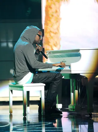 TRUly Talented - 2 Chainz sits down at a piano to tap into another side of his musical talents. (Photo: Chris McKay/Getty Images for BET)