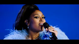 Jazmine Sullivan - Jazmine served Old-Hollywood glam with her high ponytail. We love it! (Photo: Courtesy of the NAACP/ GETTY Images)