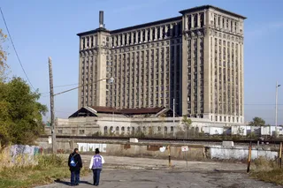 Tour De Hood — Detroit - Operators of a Detroit bike tour called Tour De Hood take cyclists through the city’s depressed East Side.  &nbsp;(Photo: DETROIT-COMEBACK/ REUTERS/Rebecca Cook)