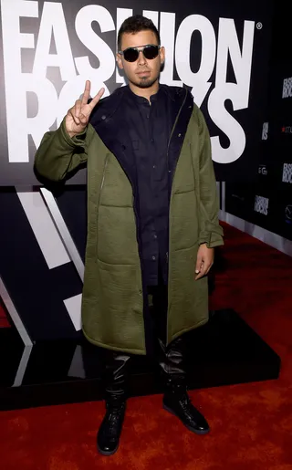 Afrojack - The producer broke out his winter gear a little early this year to walk the carpet. Army green and black is always a good look.(Photo: Larry Busacca/Getty Images for Three Lions Entertainment)