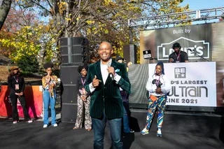 120821-music-soul-train-dance-line-Reginal Henderson.jpg